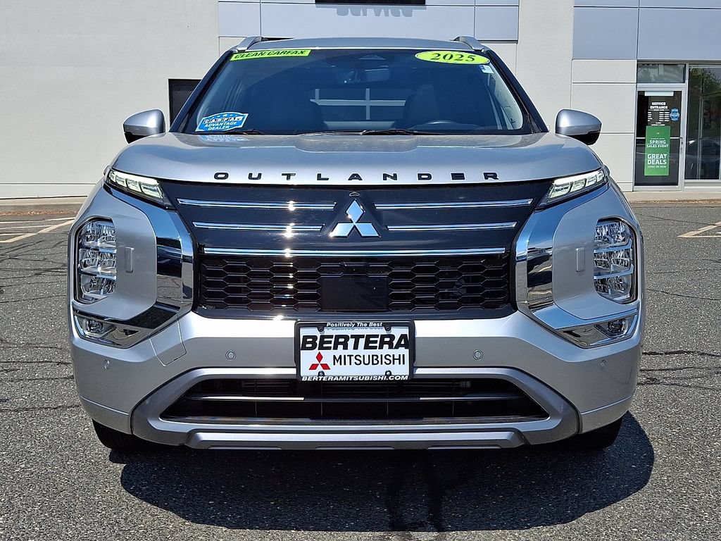 Used 2025 Mitsubishi Outlander SEL AWD/4WD image 2