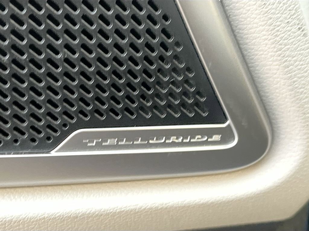 Used 2023 Kia Telluride EX w/ EX Captain's Chair Package FWD image 19