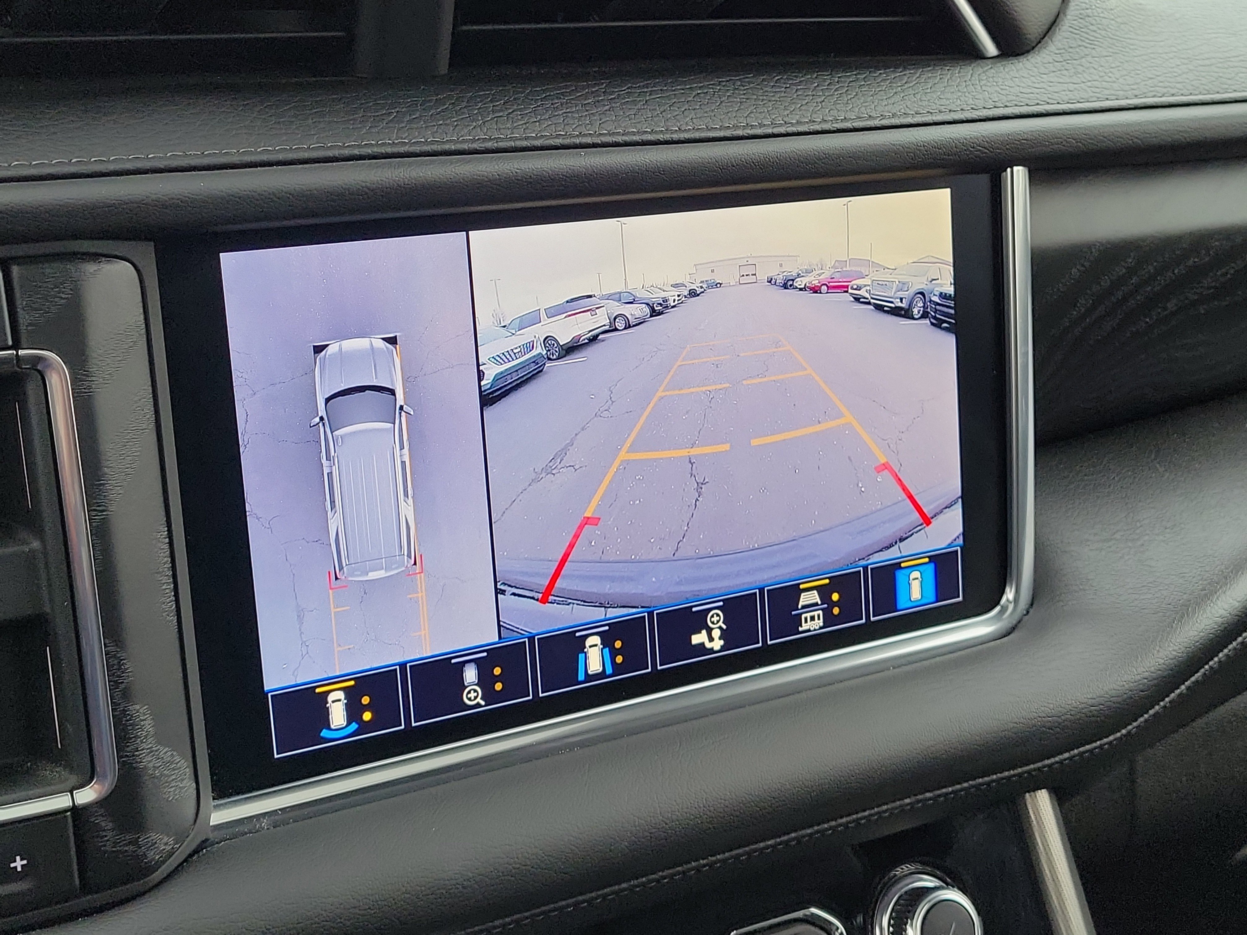 Used 2021 GMC Yukon Denali image 24