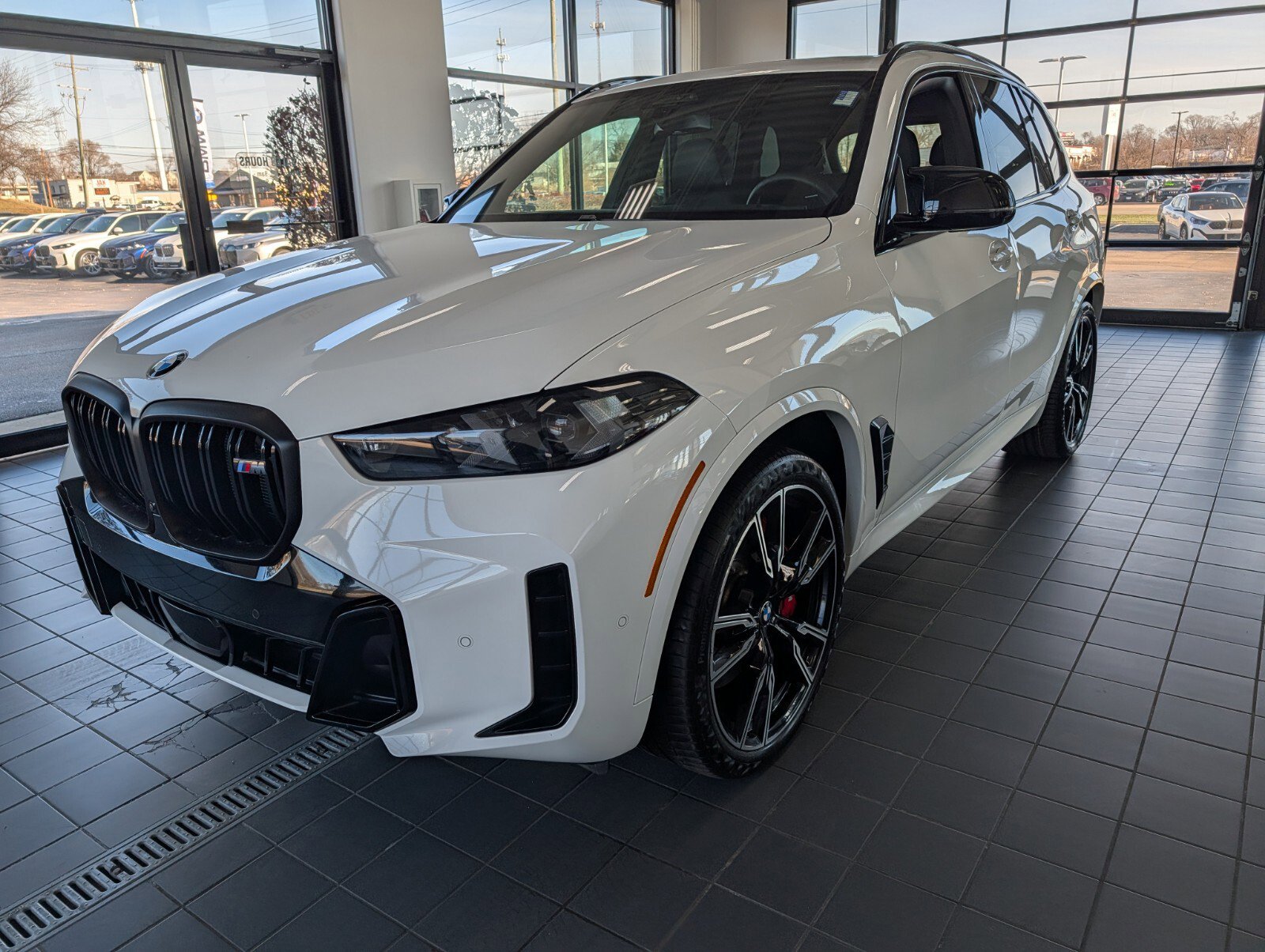 Certified 2024 BMW X5 M60i image 7