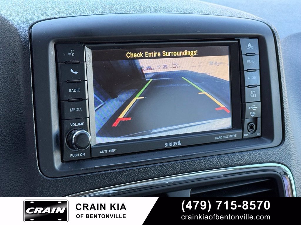 Used 2014 Dodge Grand Caravan SXT w/ UConnect Hands-Free Group FWD image 16