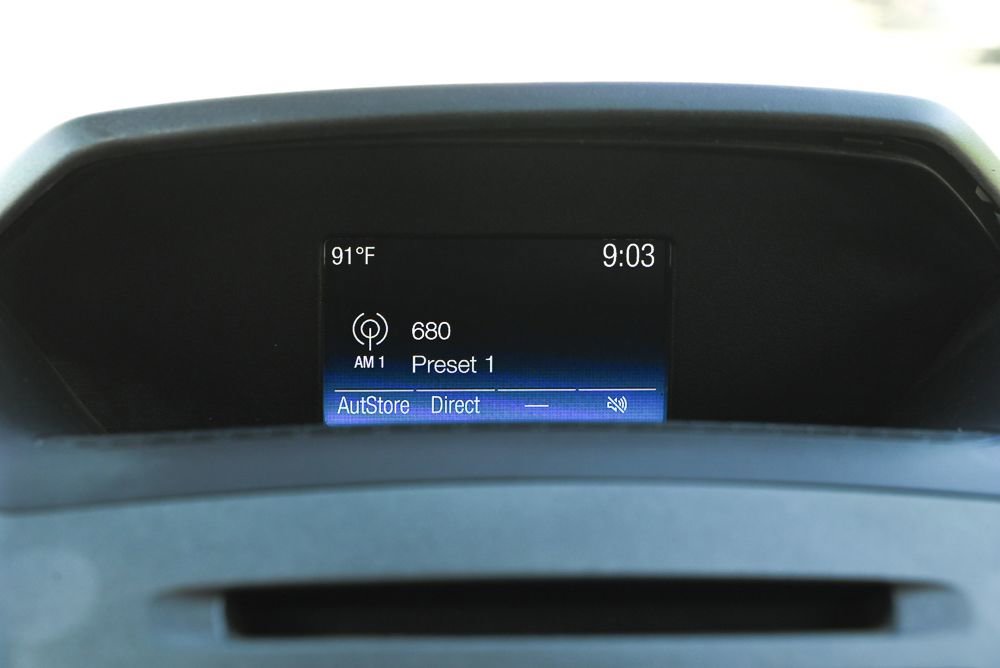 Used 2019 Ford Transit 250 148 Medium Roof RWD image 25