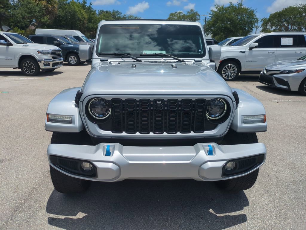 Used 2024 Jeep Wrangler High Altitude AWD/4WD image 4