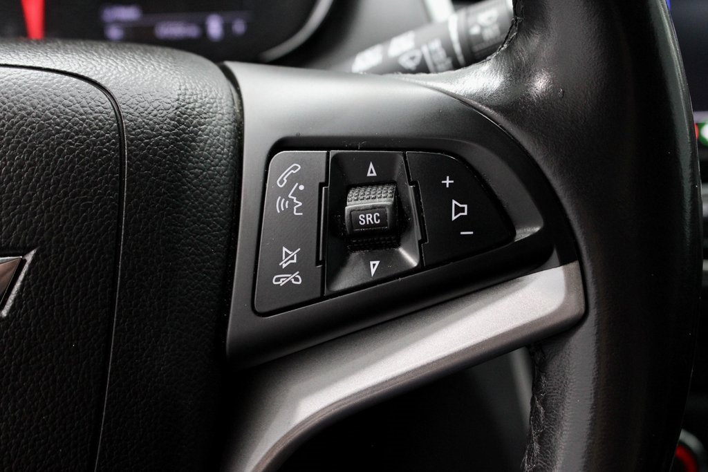 Used 2020 Chevrolet Trax LT w/ Redline Edition image 29