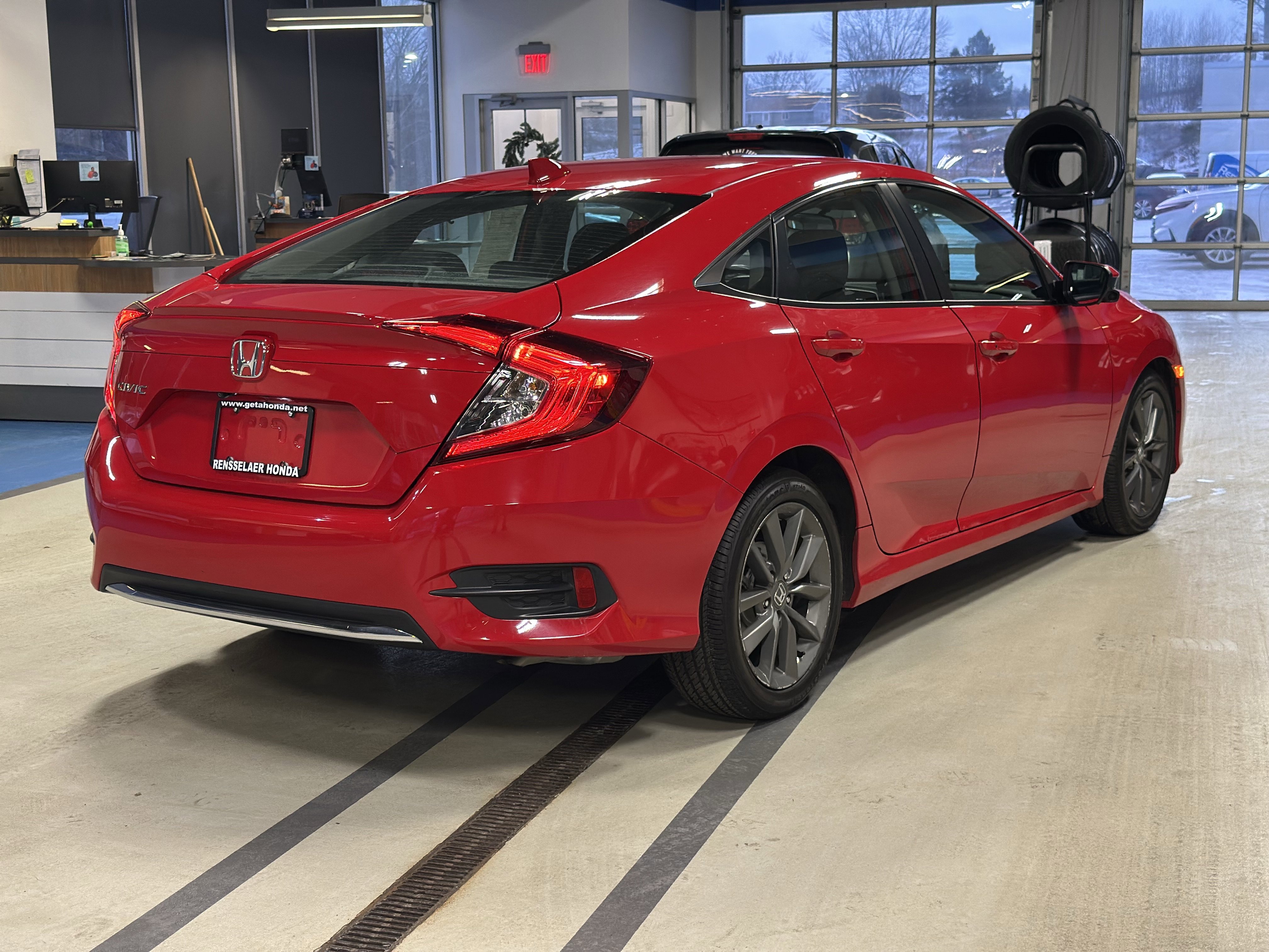 Used 2020 Honda Civic EX image 4