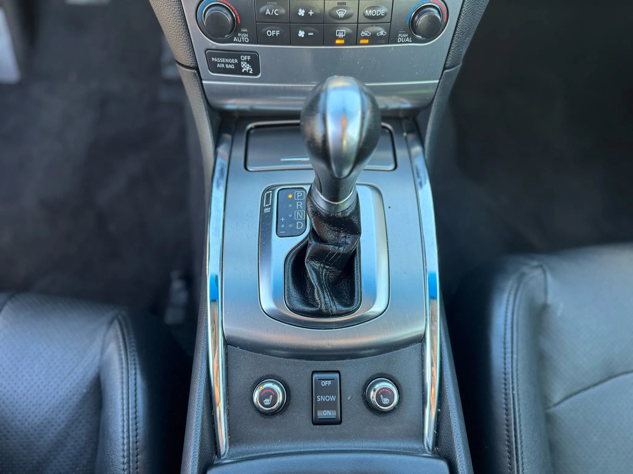 Used 2013 INFINITI G37 G37x Sedan 4D w/ Premium Pkg image 18