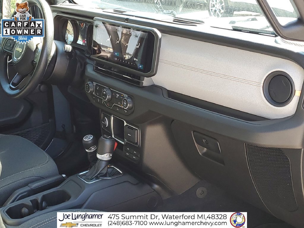 Used 2024 Jeep Wrangler Sport AWD/4WD image 28