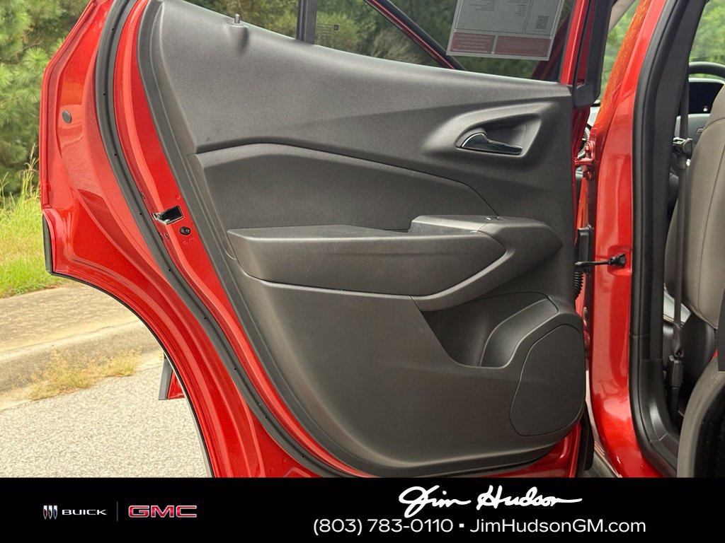 Certified 2024 Chevrolet Trax ACTIV FWD image 23