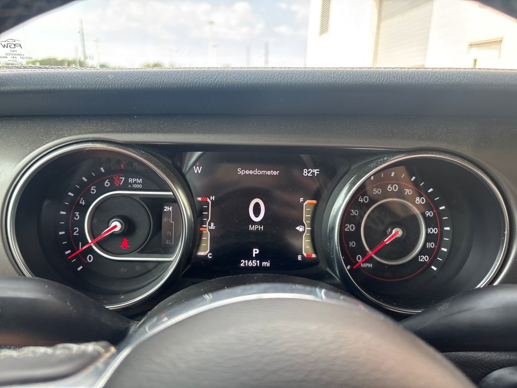 Used 2021 Jeep Gladiator Rubicon AWD/4WD image 29