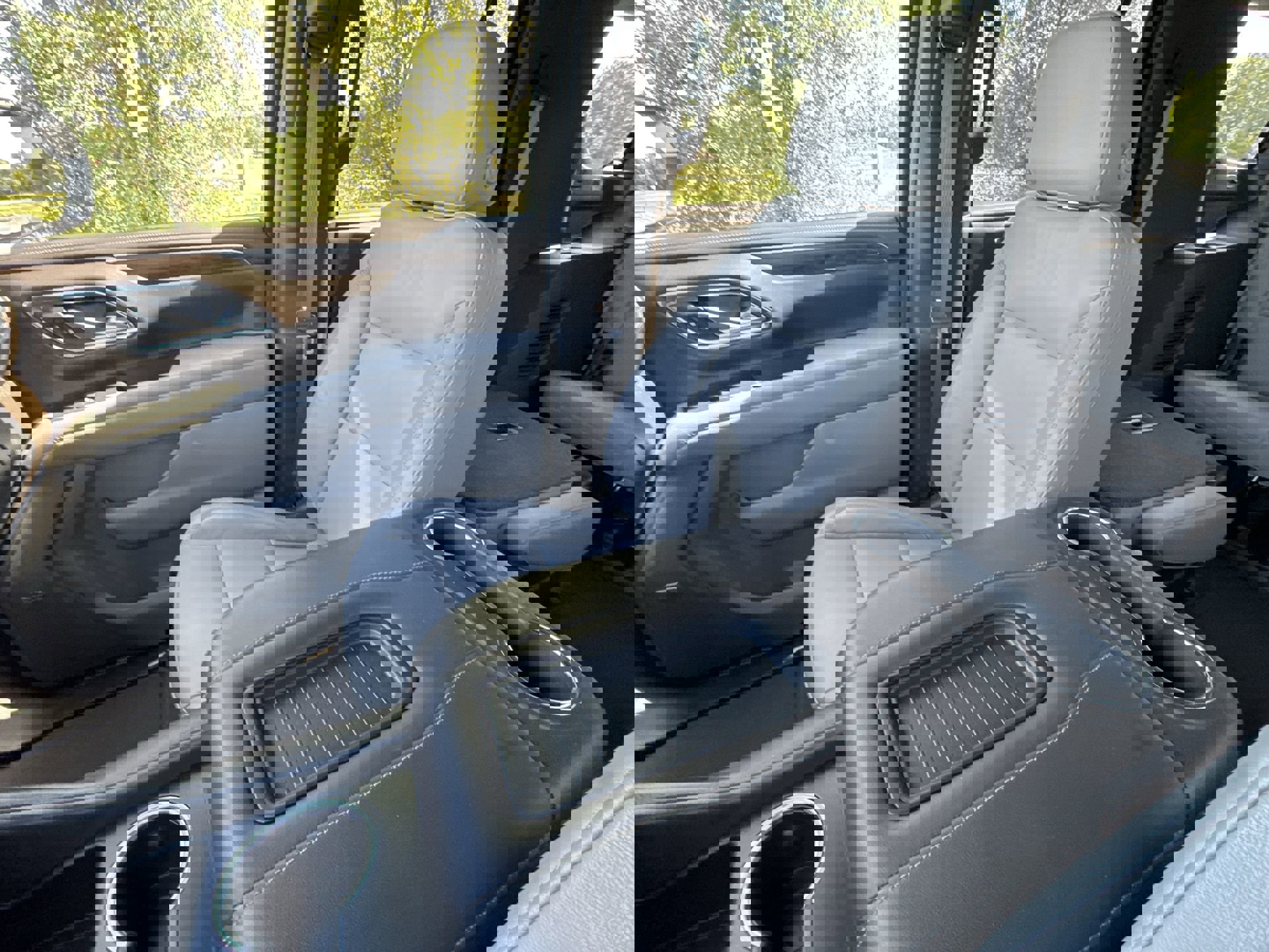 Used 2021 Chevrolet Tahoe Z71 w/ Z71 Signature Package image 20