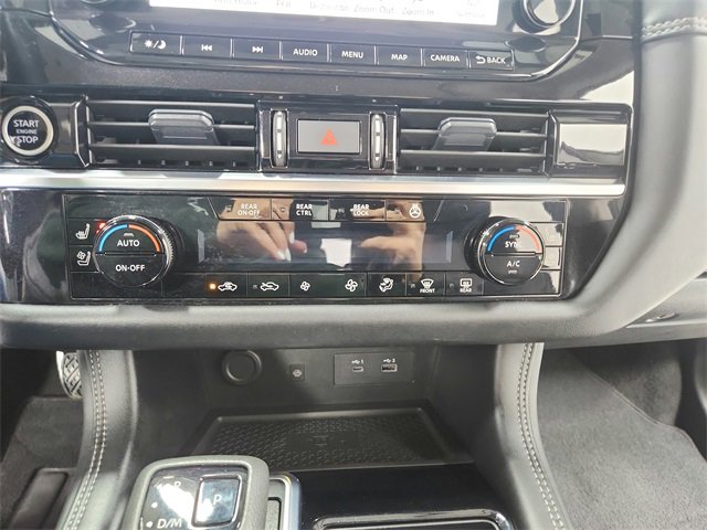 Used 2024 Nissan Pathfinder Platinum w/ Lighting Package (N93) image 31