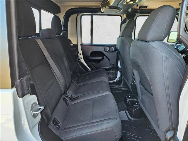 Used 2020 Jeep Gladiator Sport w/ Quick Order Package 24S image 19