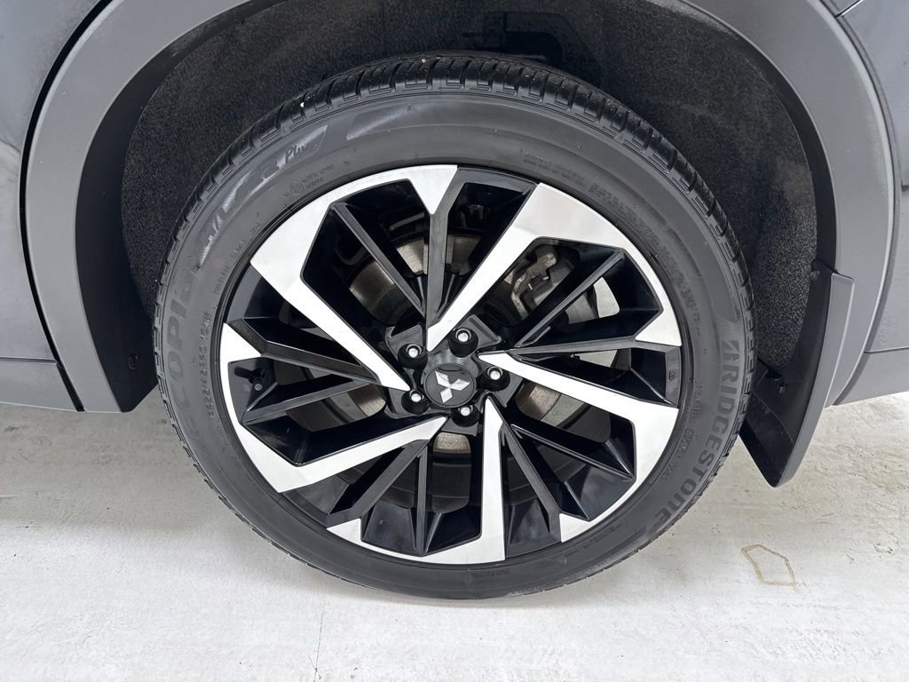 Used 2024 Mitsubishi Outlander SE image 7