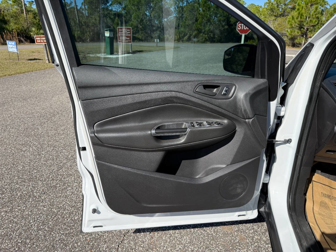 Used 2014 Ford Escape S image 9