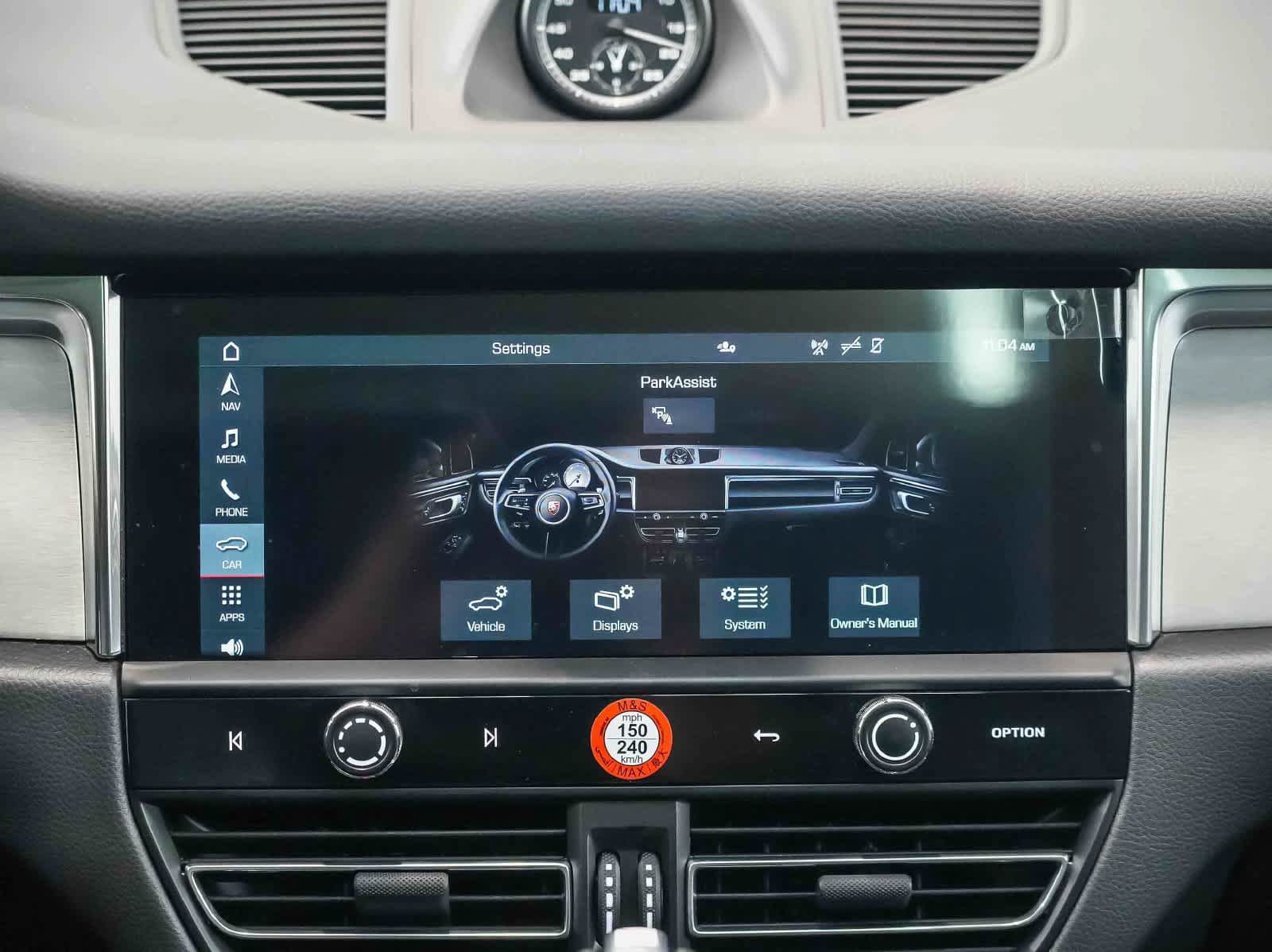 Certified 2026 Porsche Macan AWD/4WD image 15
