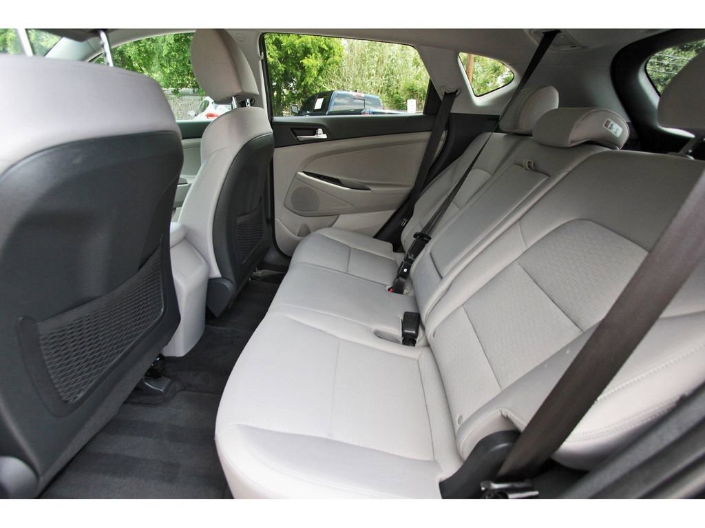 Used 2020 Hyundai Tucson Value FWD image 11