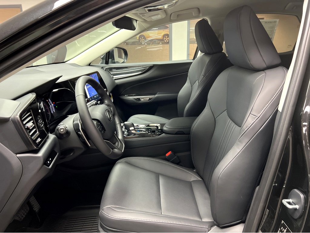 New 2026 Lexus NX 350 AWD image 9