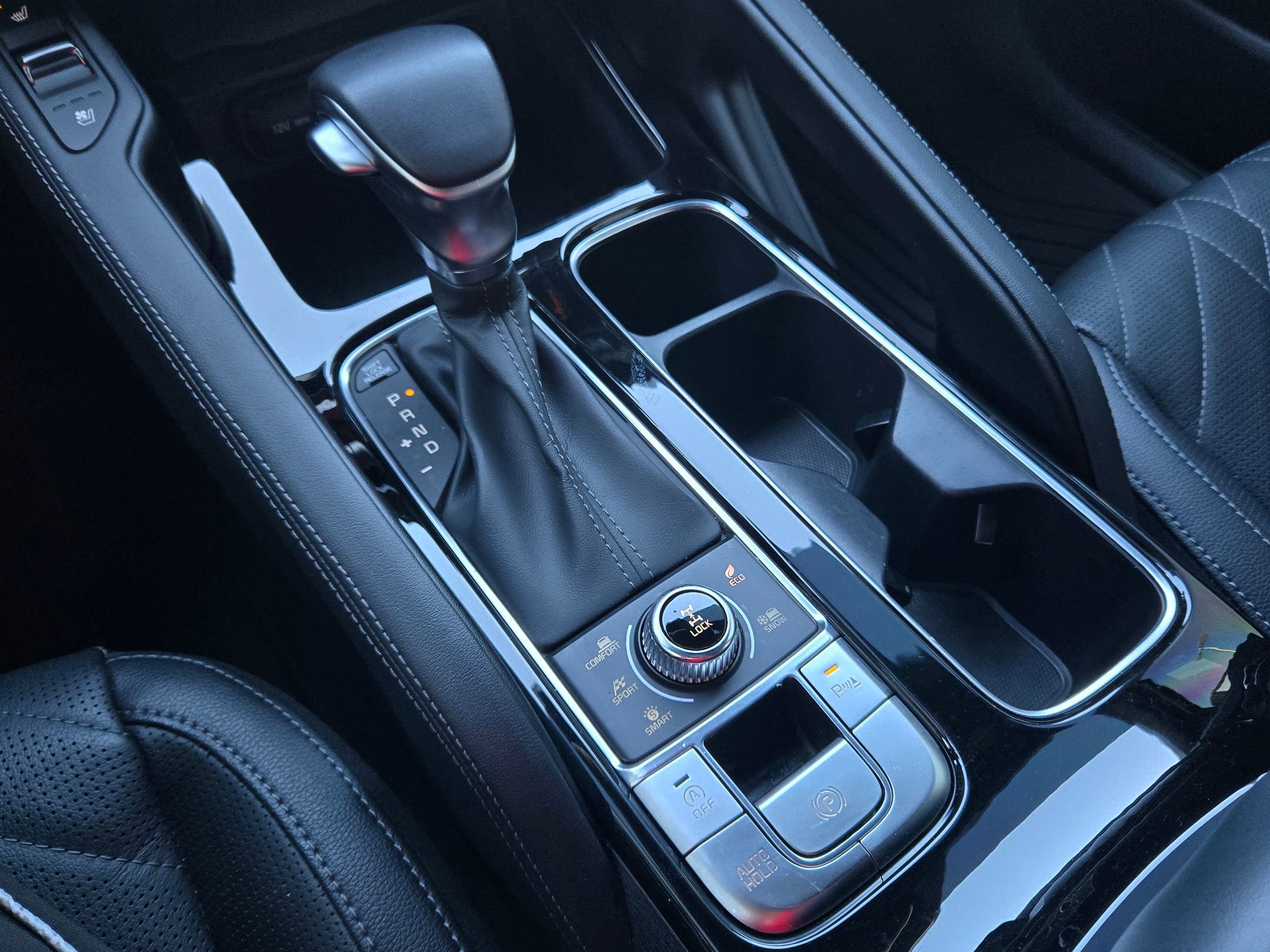 Certified 2025 Kia Telluride EX X-Line image 32