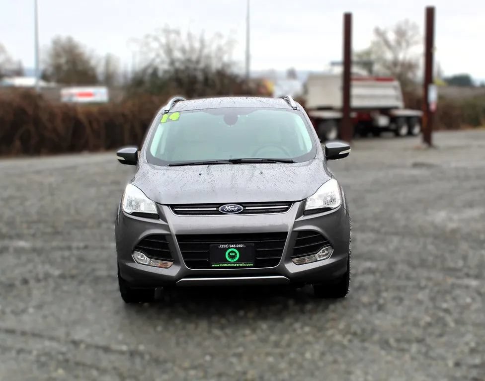 Used 2014 Ford Escape Titanium FWD image 2