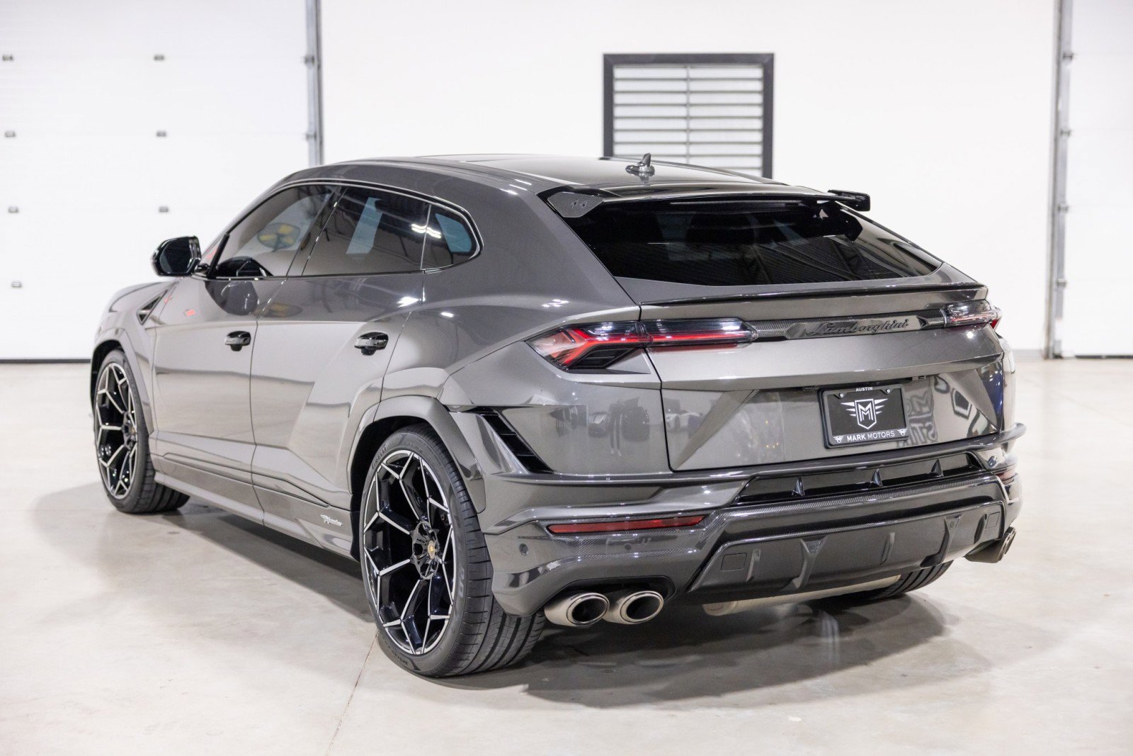 Used 2023 Lamborghini Urus Performante image 7