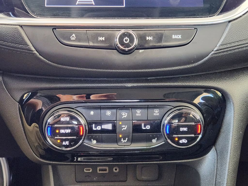 Used 2020 Buick Encore GX Select FWD image 17