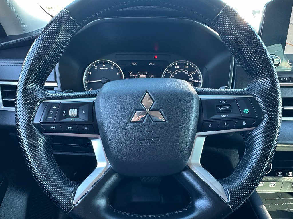 Used 2022 Mitsubishi Outlander SE AWD/4WD image 23