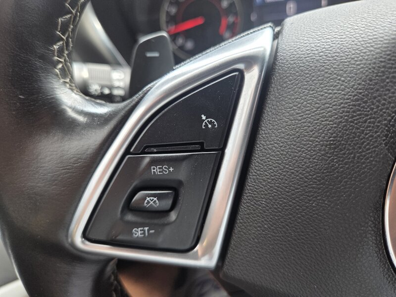 Used 2020 Chevrolet Camaro LT w/ Technology Package RWD image 14