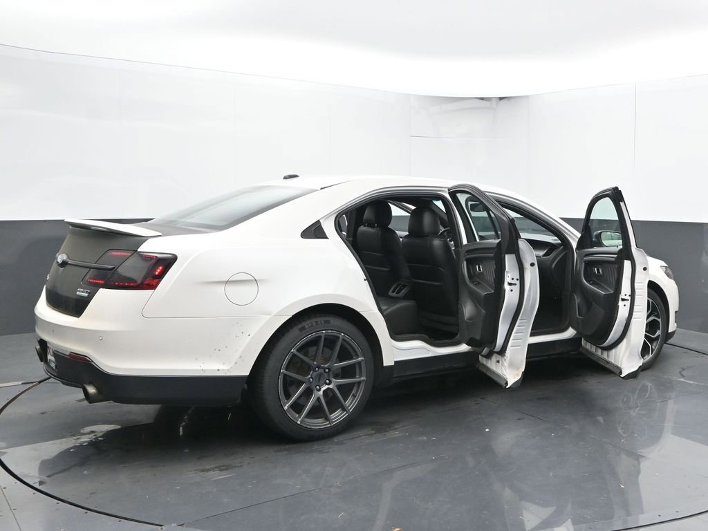 Used 2017 Ford Taurus SHO AWD/4WD image 57
