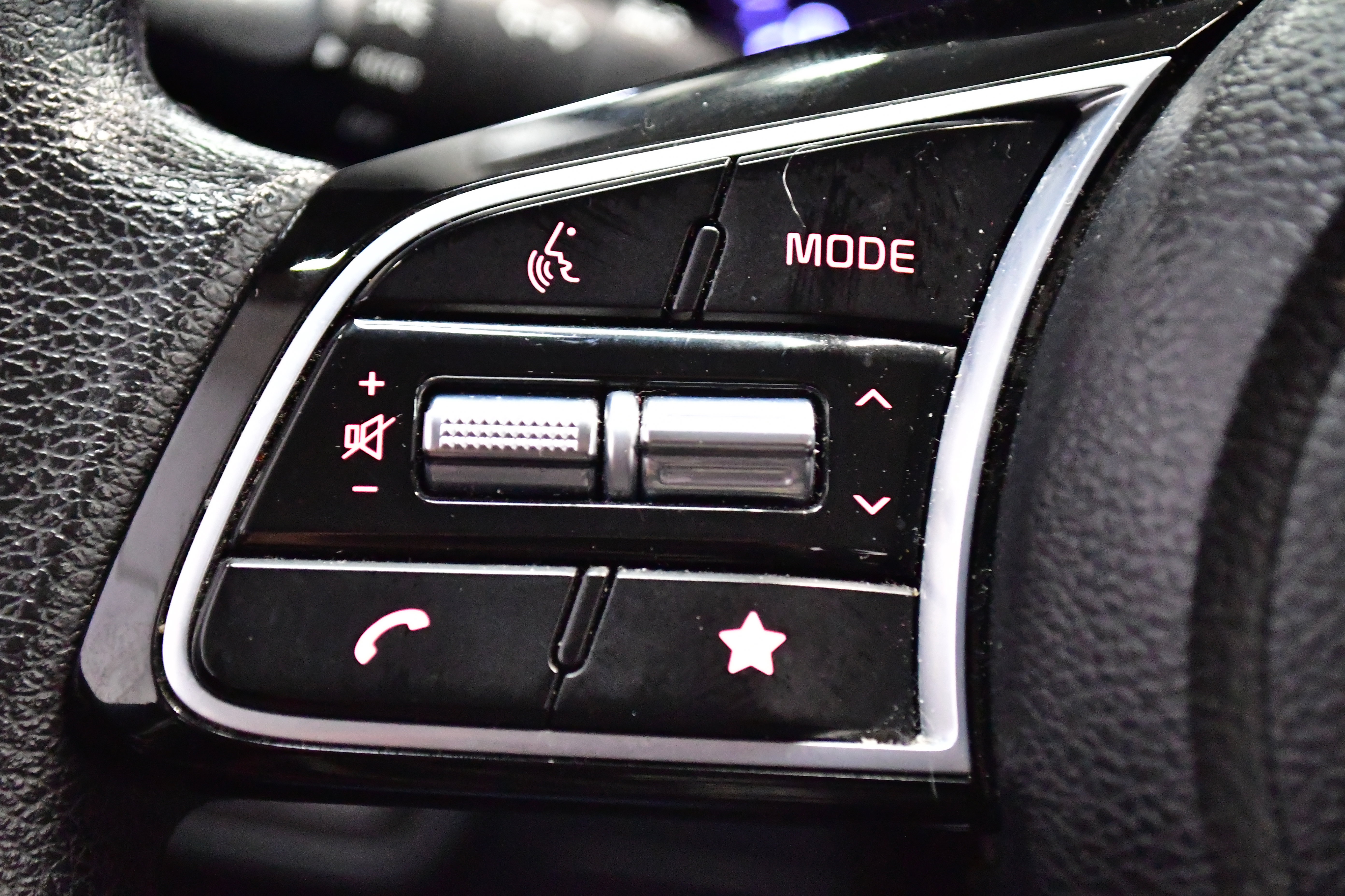 Used 2023 Kia Forte LXS image 38