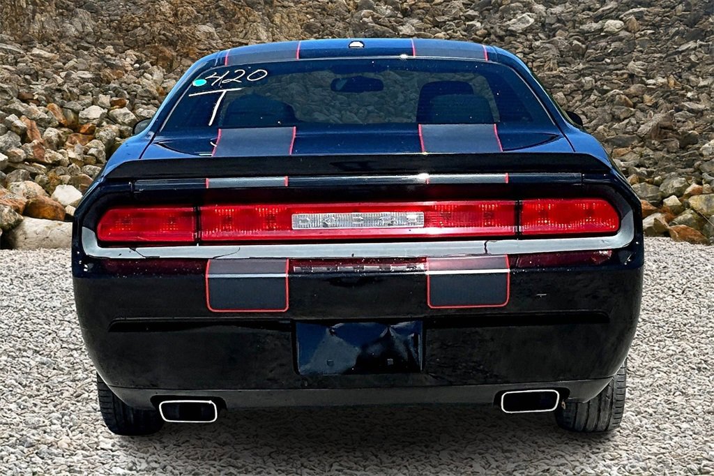 Used 2014 Dodge Challenger R/T w/ Blacktop Package image 4