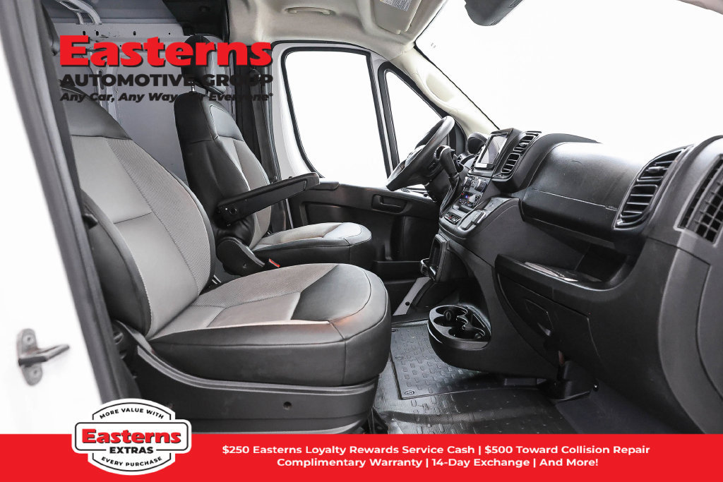 Used 2025 RAM ProMaster 2500 w/ Convenience Group FWD image 24