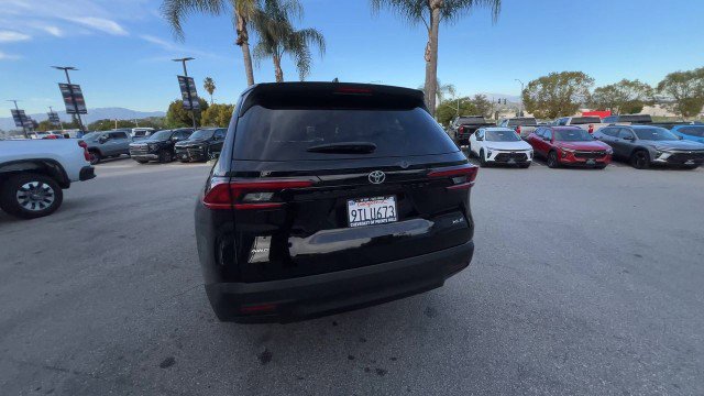 Used 2025 Toyota Grand Highlander AWD image 7