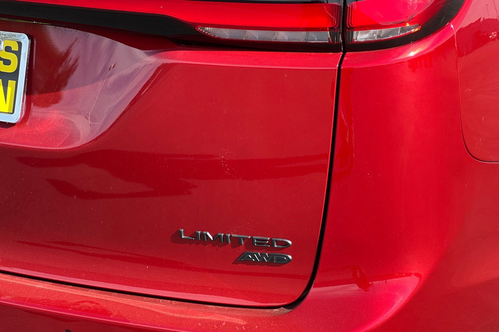 New 2026 Chrysler Pacifica Limited w/ S Appearance Package image 7