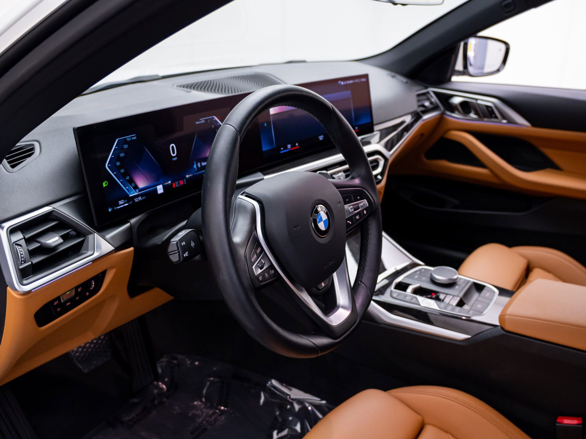 Certified 2024 BMW 430i xDrive Convertible w/ Convenience Package image 15