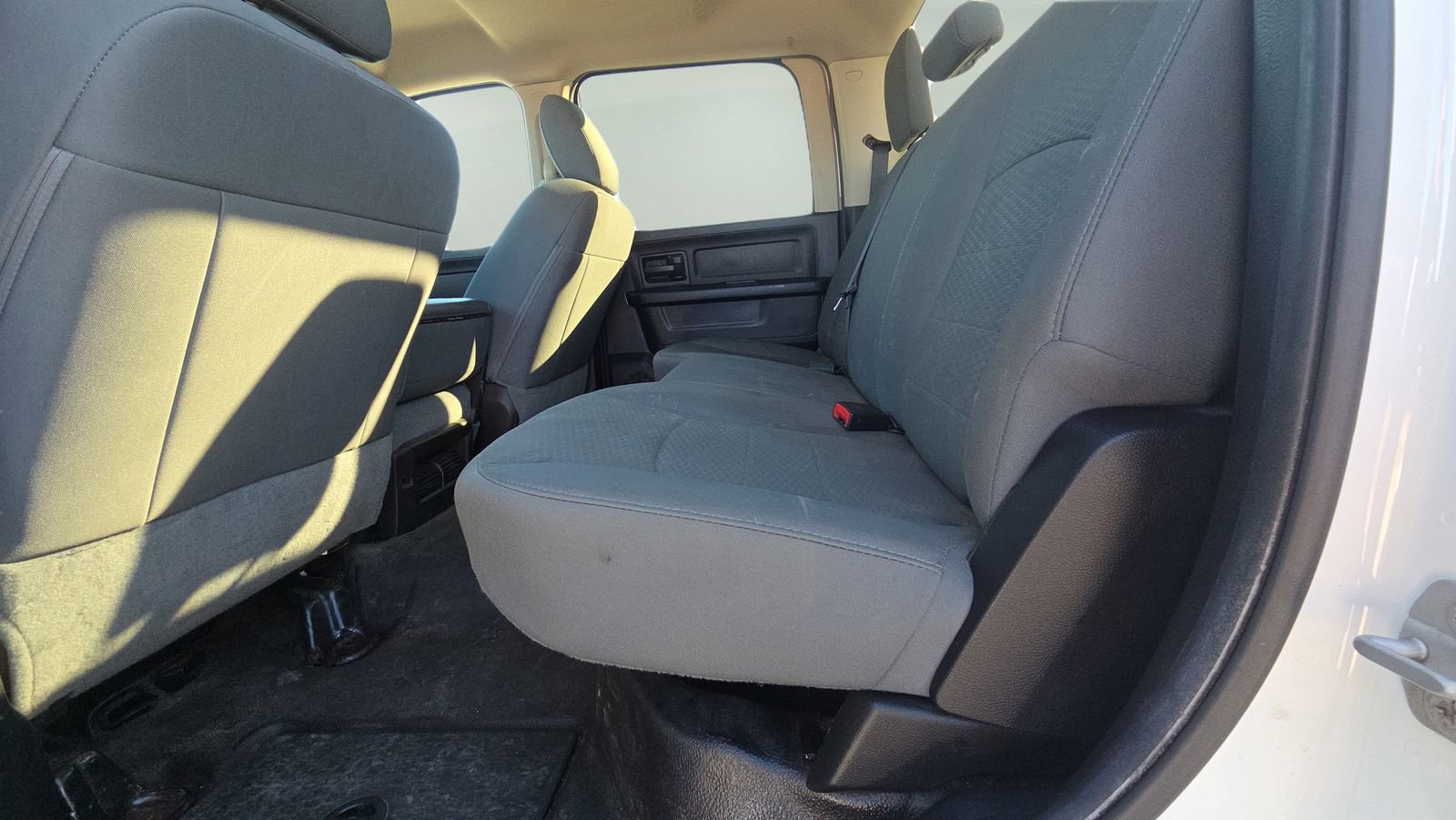 Used 2016 RAM 3500 Tradesman w/ Popular Equipment Group image 20