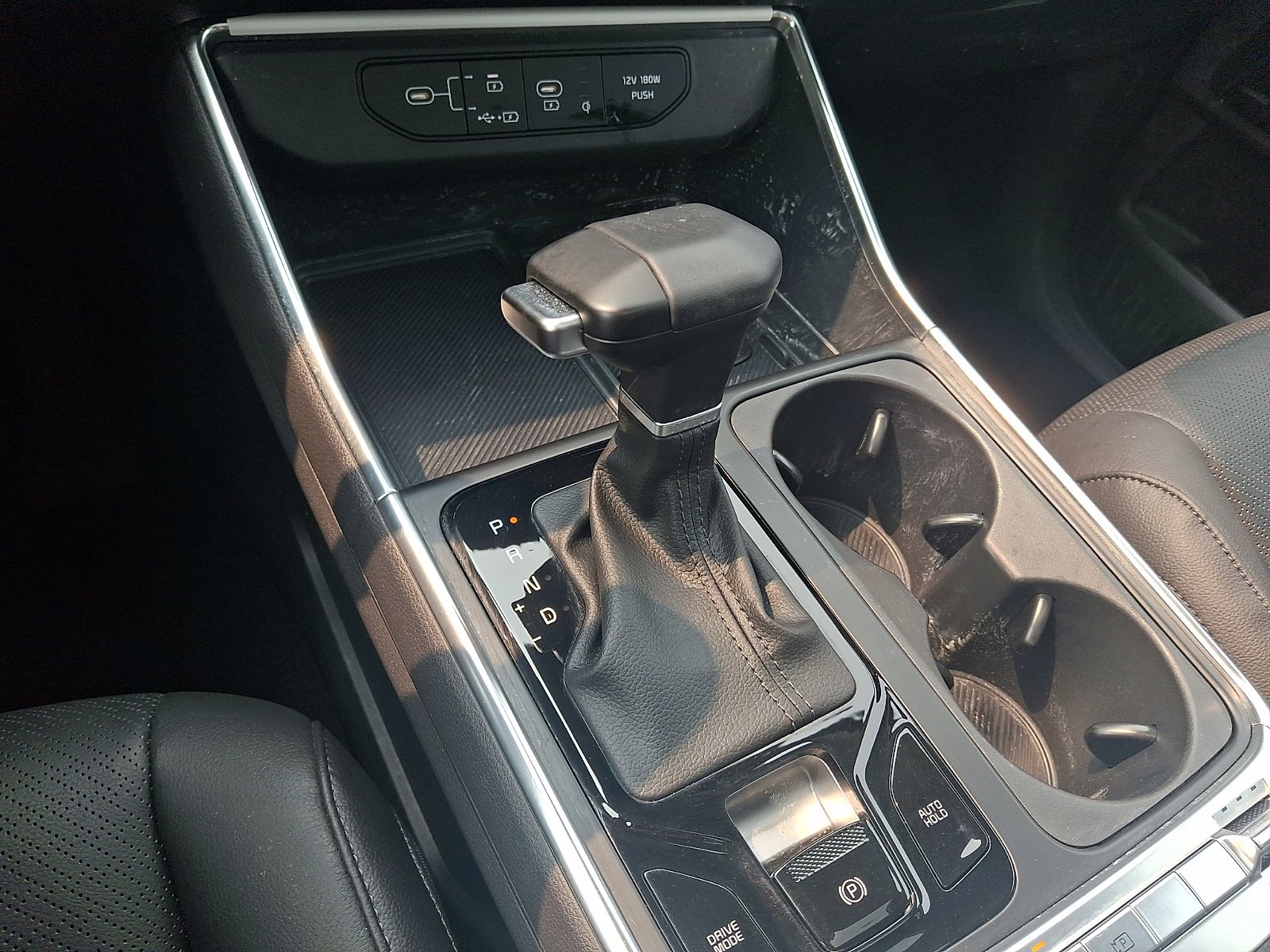 Used 2025 Kia Carnival SX Prestige FWD image 17