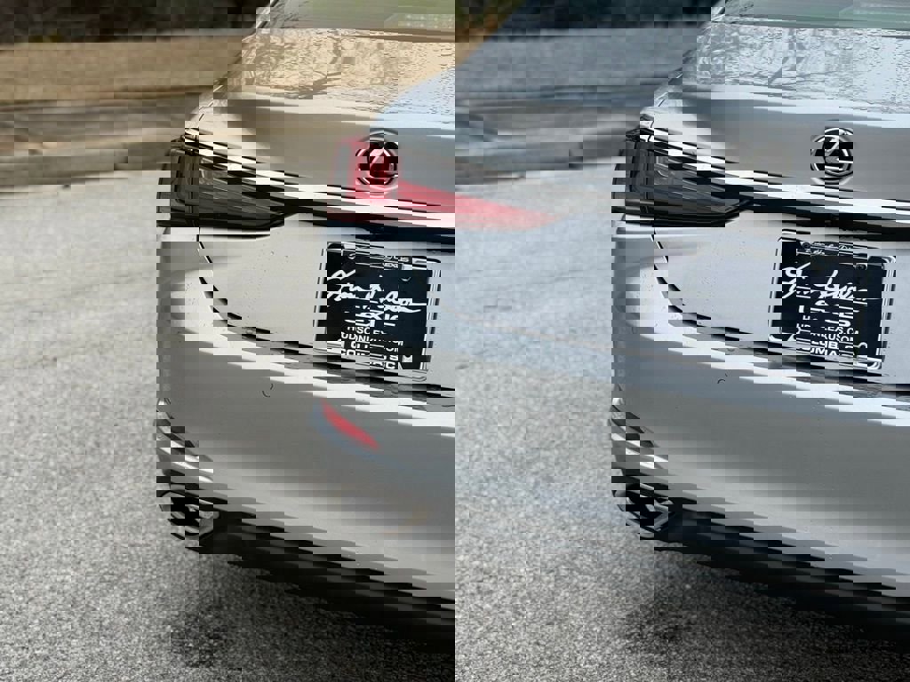 Used 2022 Lexus ES 350 w/ Premium Package image 14