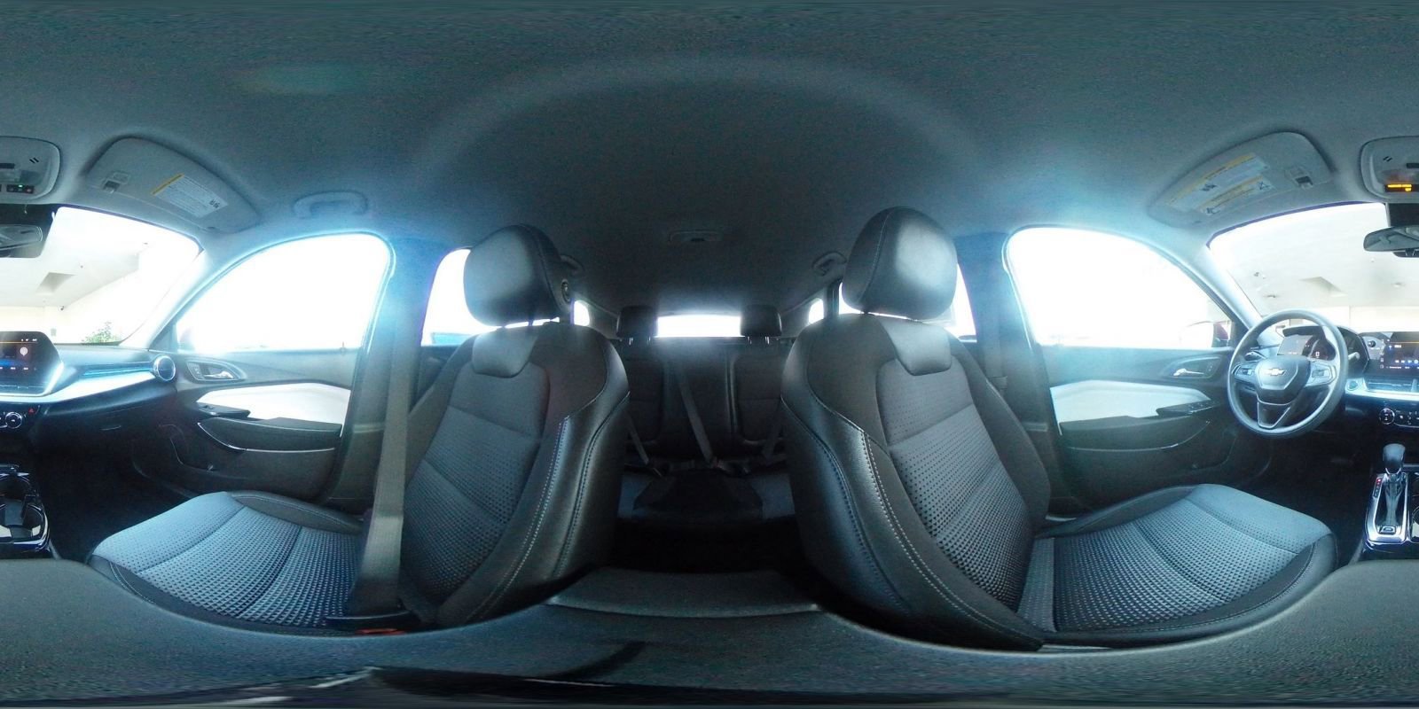 Used 2025 Chevrolet Trax LT image 42