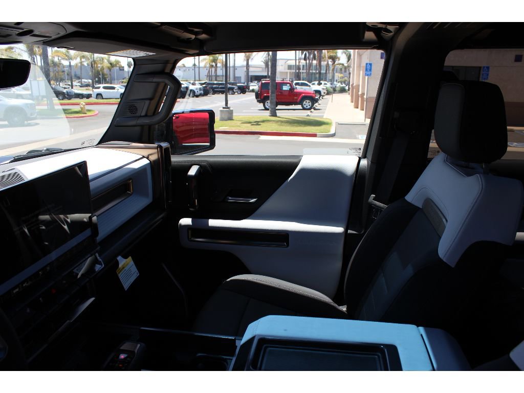 New 2025 GMC Hummer EV 3X w/ Battery Pack, 24 Module Pack image 15