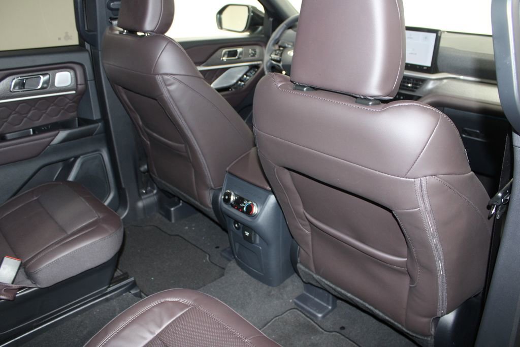 New 2026 Ford Explorer Platinum w/ LUX Leather Package image 33