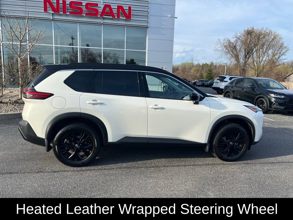 Used 2023 Nissan Rogue SV w/ SV Premium B Package AWD/4WD image 16