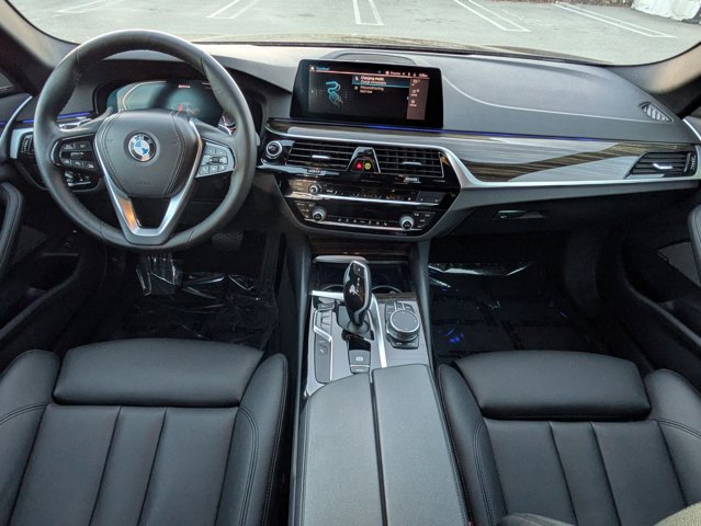 Used 2020 BMW 530e image 18