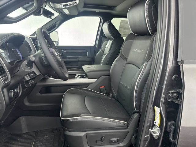 Used 2025 RAM 2500 Laramie AWD/4WD image 23