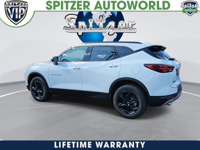 New 2026 Chevrolet Blazer LT w/ Convenience Package AWD/4WD image 6