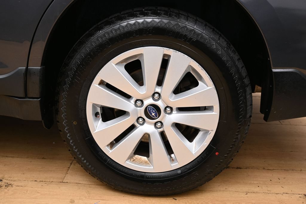 Used 2019 Subaru Outback 2.5i AWD/4WD image 12