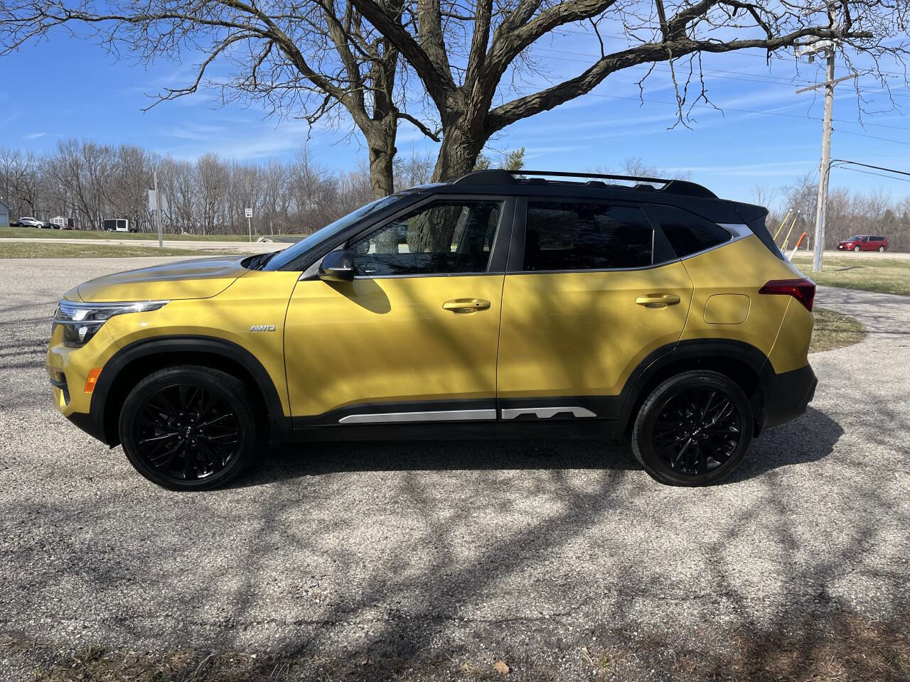 Used 2022 Kia Seltos Nightfall Edition AWD/4WD image 2