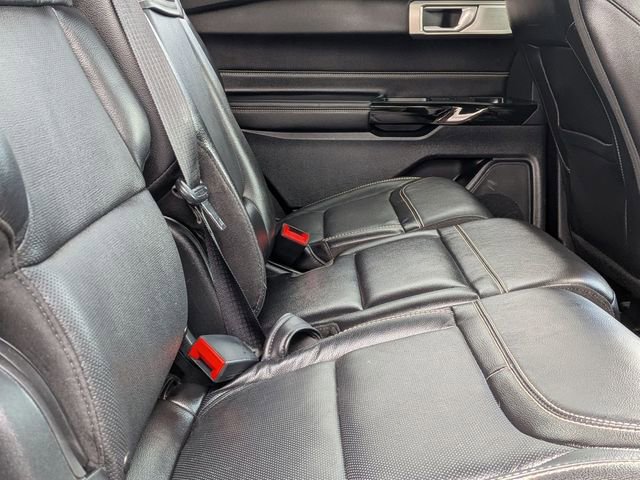 Used 2022 Ford Explorer ST w/ Equipment Group 401A AWD/4WD image 30