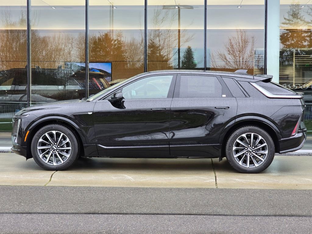 New 2026 Cadillac Lyriq Premium Sport image 2
