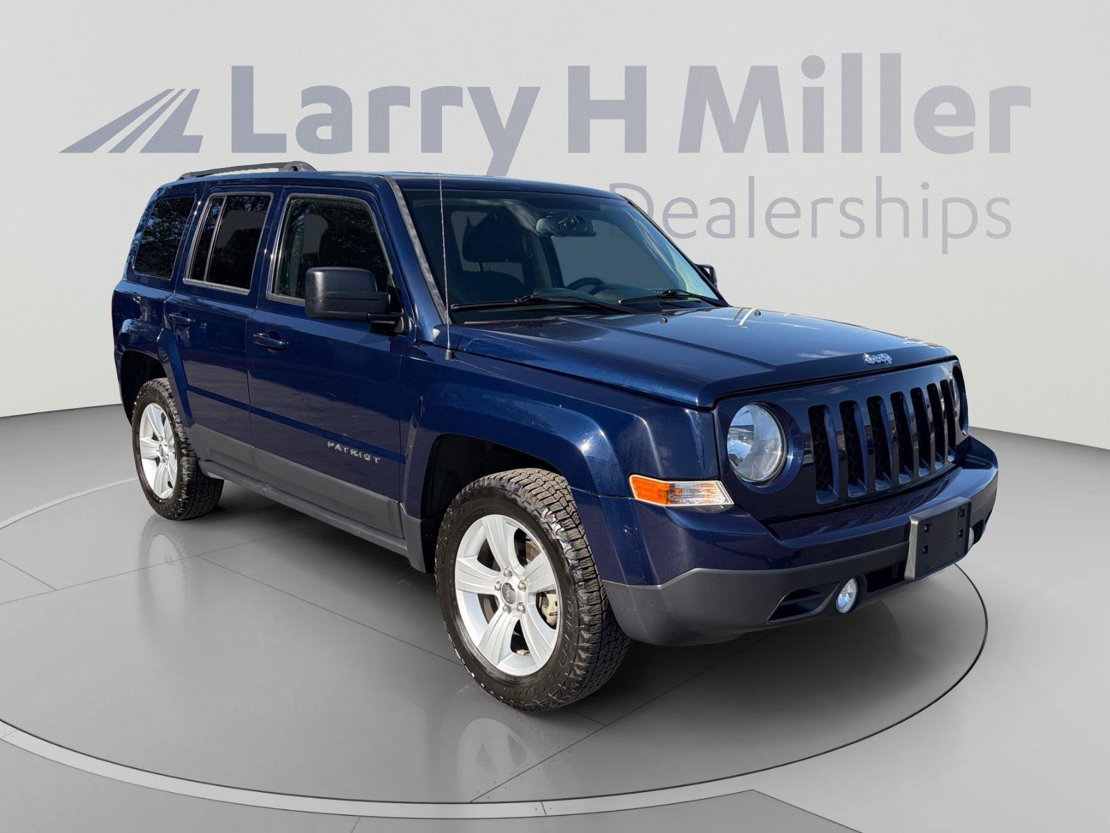 Used 2014 Jeep Patriot Sport w/ Power Value Group AWD/4WD image 7