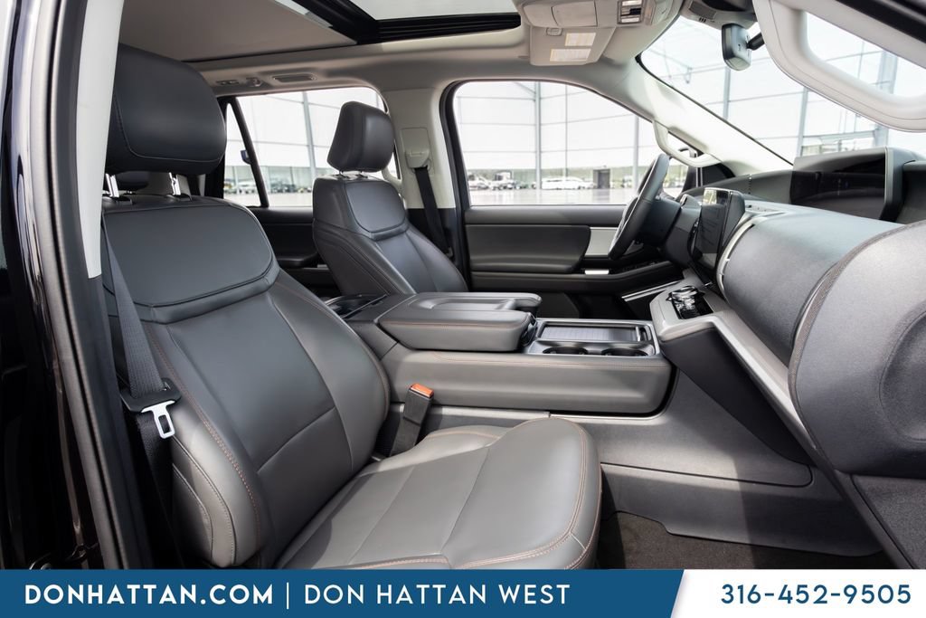 Used 2025 Ford Expedition Max Active AWD/4WD image 22